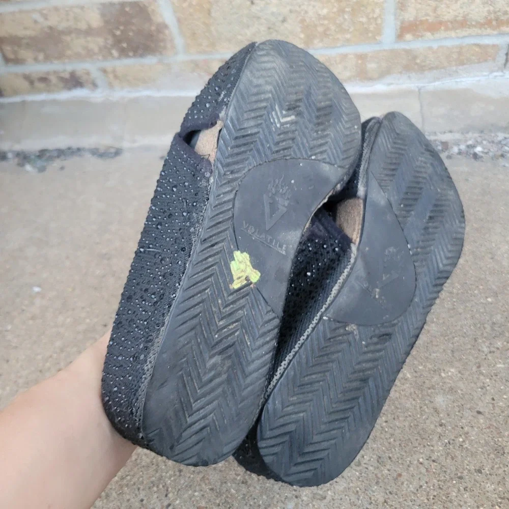 Volatile Sandals‎ Women Size 9 Black Rhinestone Crisscross Platform Wedge Slides